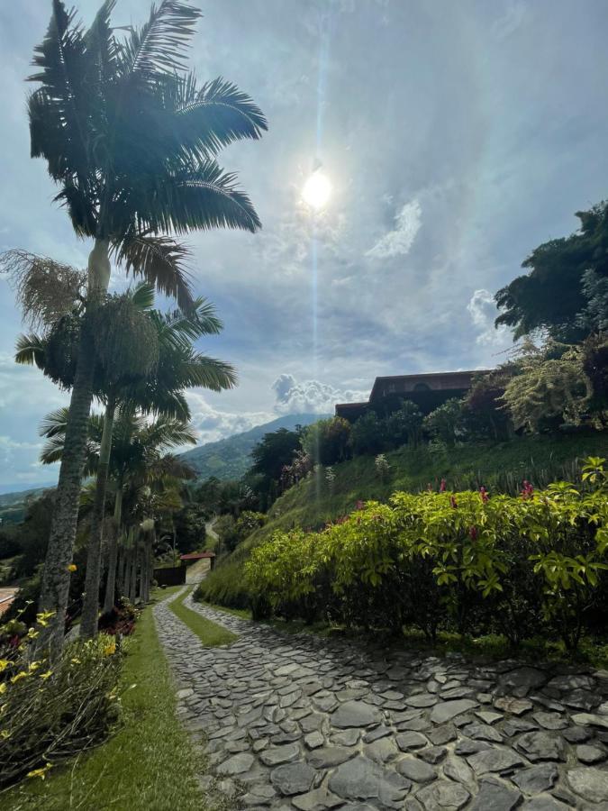 Finca Hotel Tierra Verde Girardota Dış mekan fotoğraf