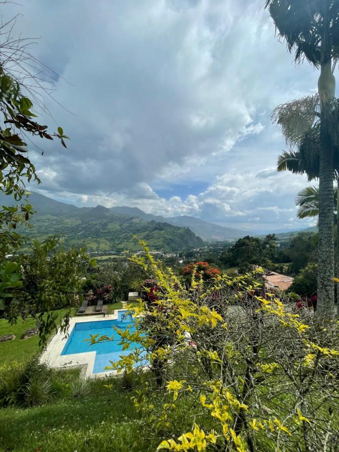 Finca Hotel Tierra Verde Girardota Dış mekan fotoğraf